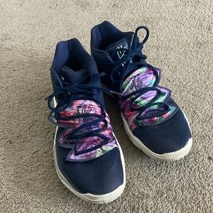 2018 kyrie 5 gaylaxy size mens 11